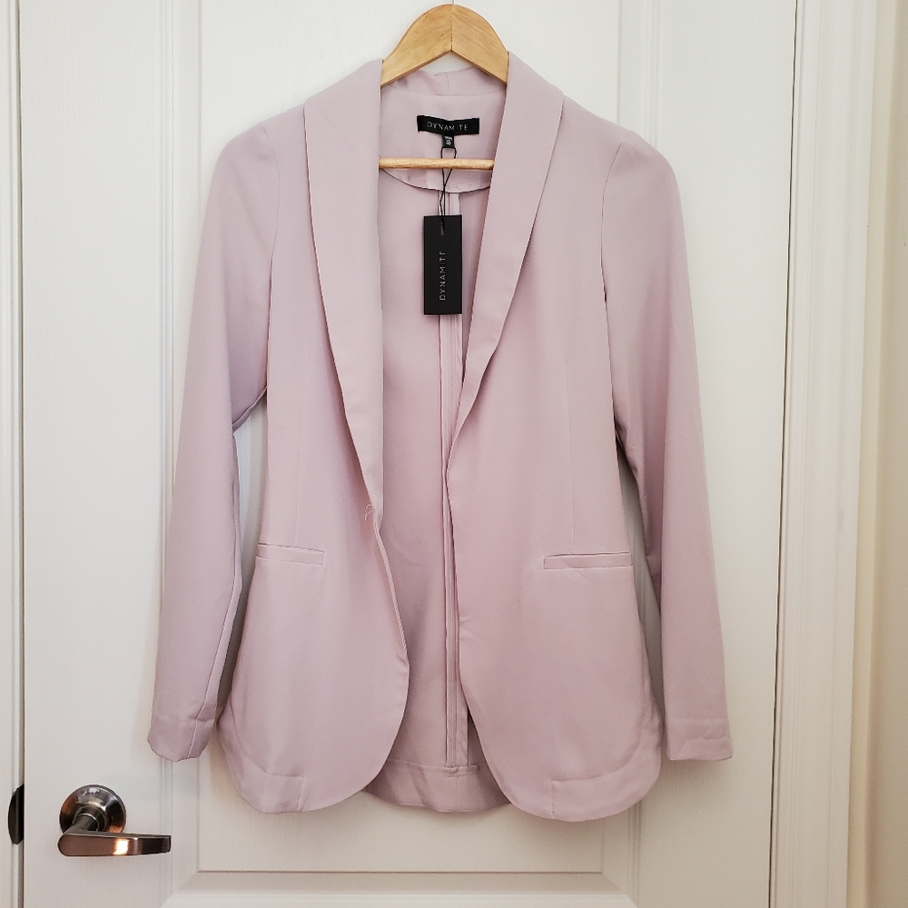 🆕️DYNAMITE Light Blazer - Picture 6 of 8